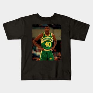 Shawn Kemp - Vintage Design Of Basketball Kids T-Shirt